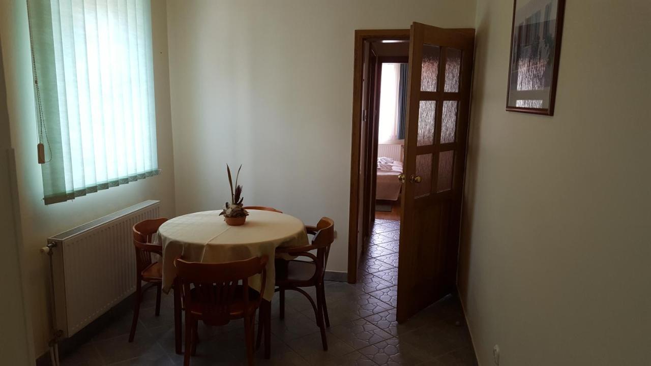 Laetitia Panzio Bed and Breakfast Kaposvár Εξωτερικό φωτογραφία