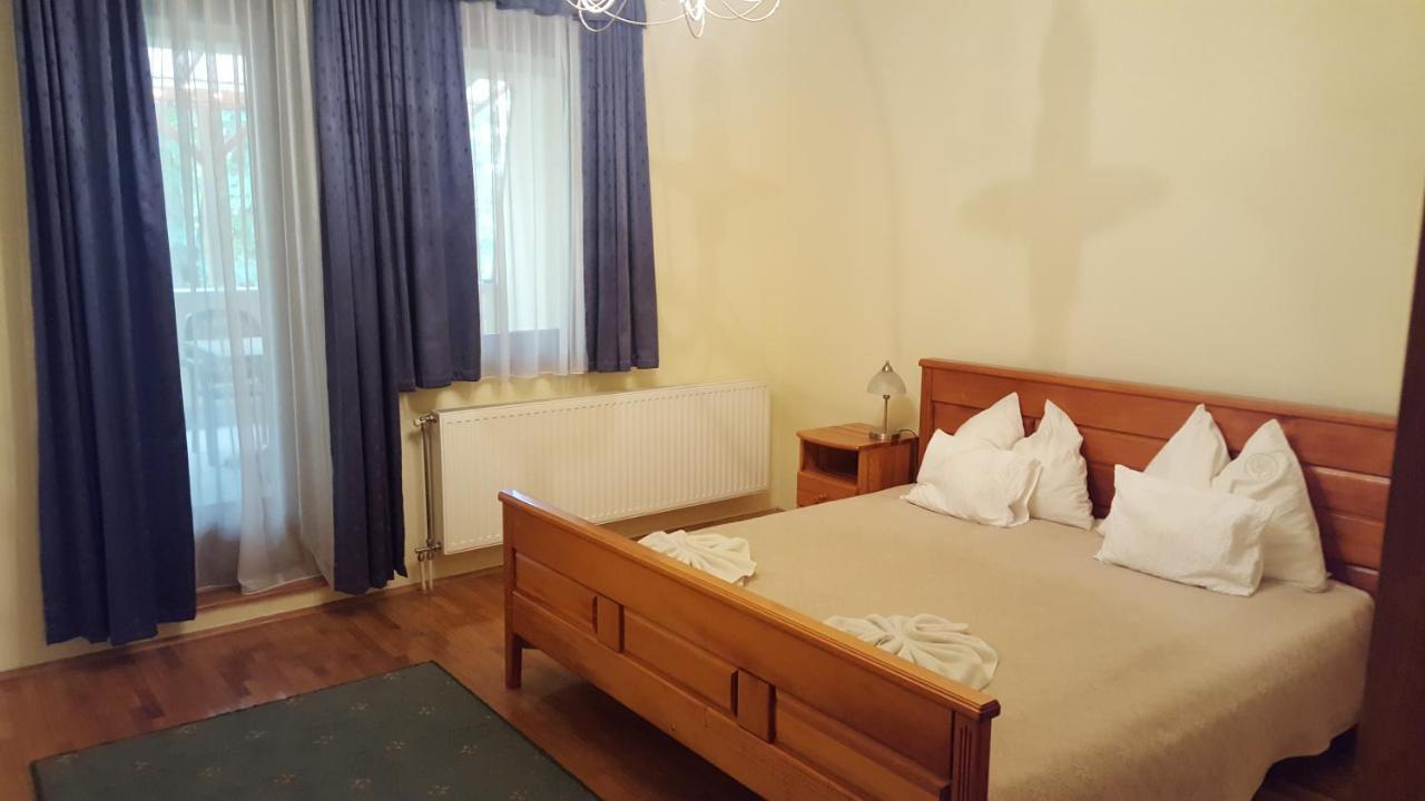 Laetitia Panzio Bed and Breakfast Kaposvár Εξωτερικό φωτογραφία