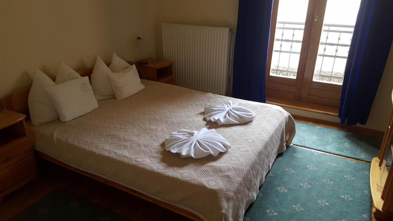 Laetitia Panzio Bed and Breakfast Kaposvár Εξωτερικό φωτογραφία