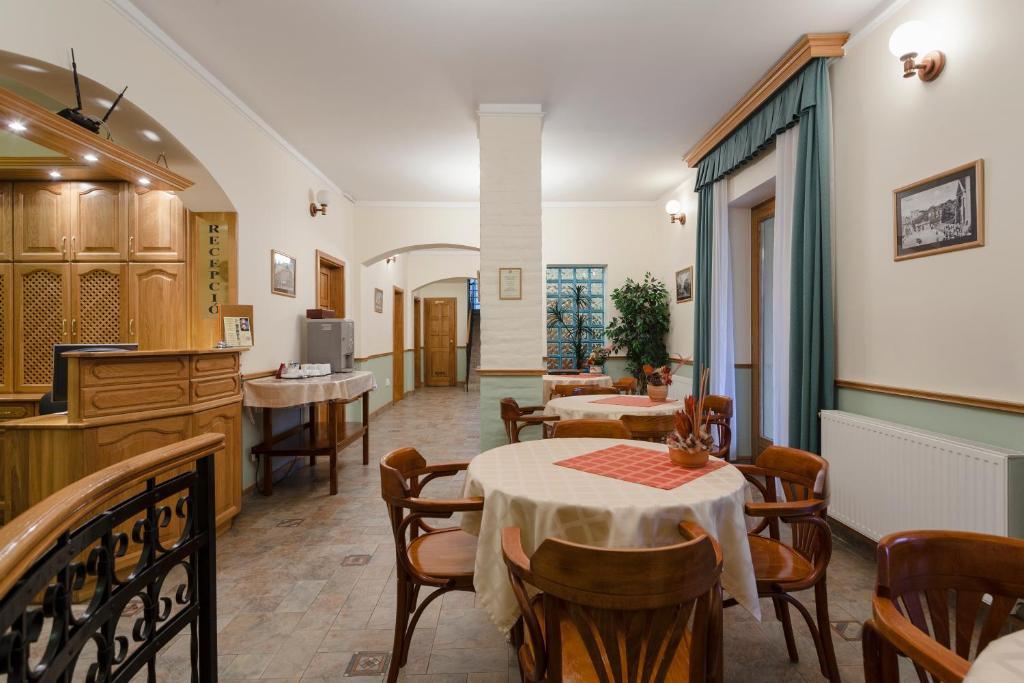 Laetitia Panzio Bed and Breakfast Kaposvár Εξωτερικό φωτογραφία